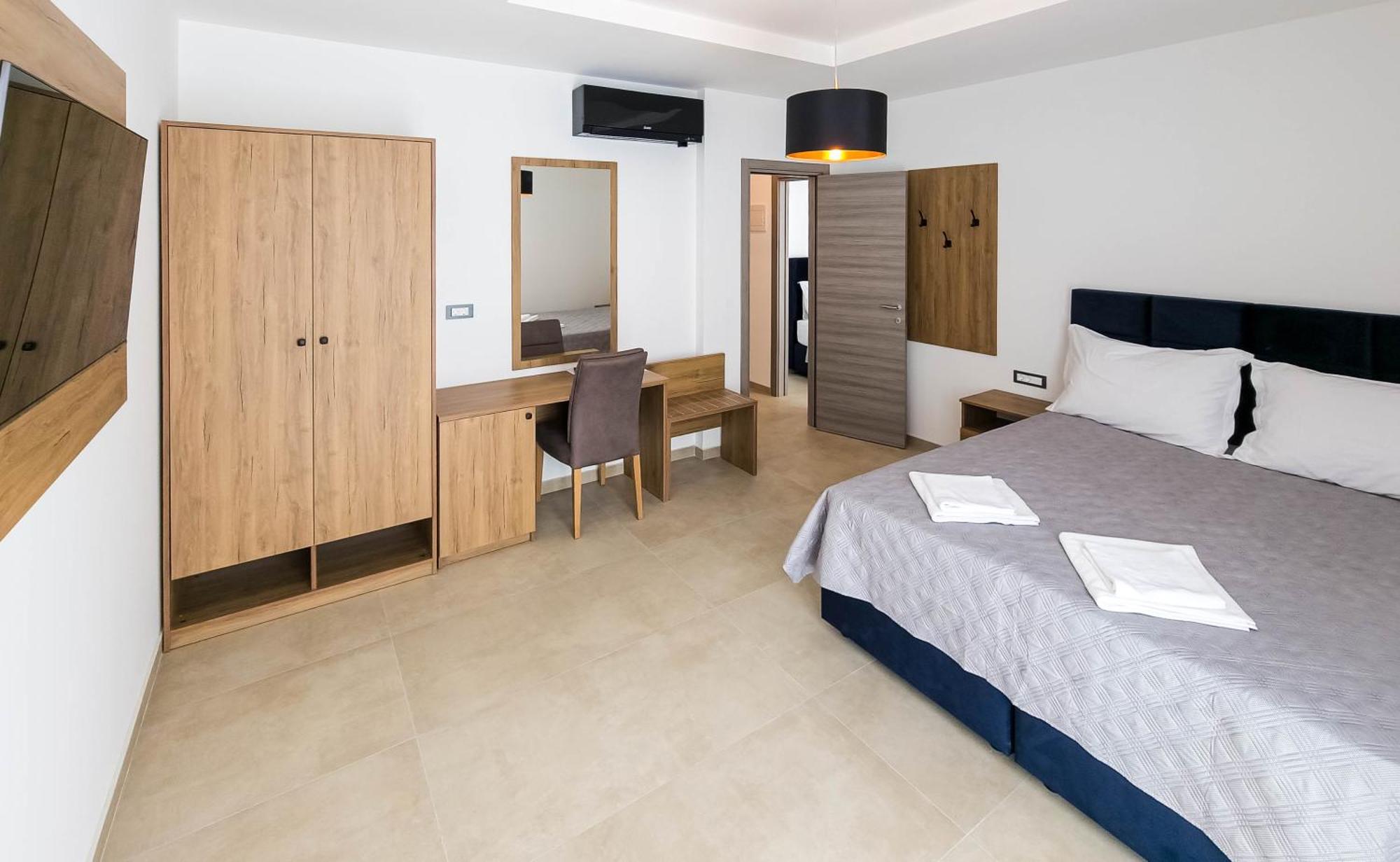 Maresole Beachfront Residence Poreč Buitenkant foto